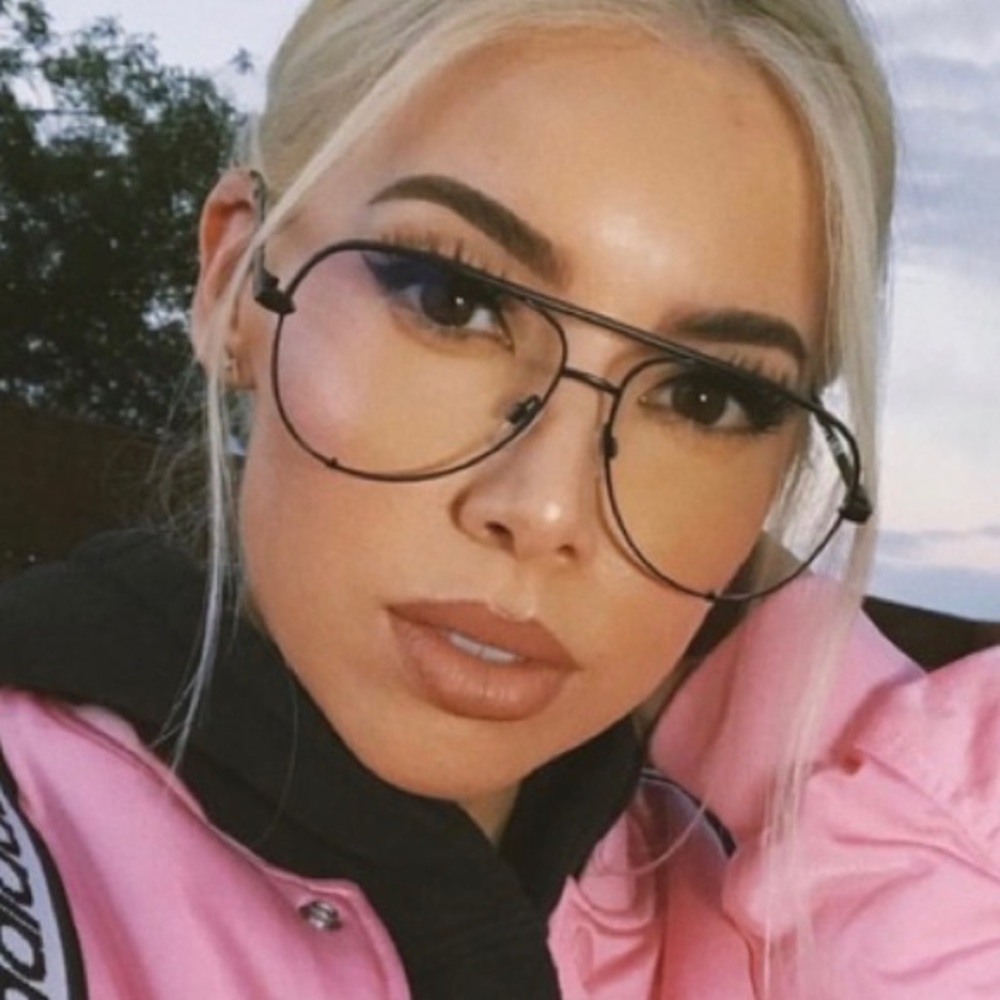 Quay x Desi Blue Light - High Key Mini glasses